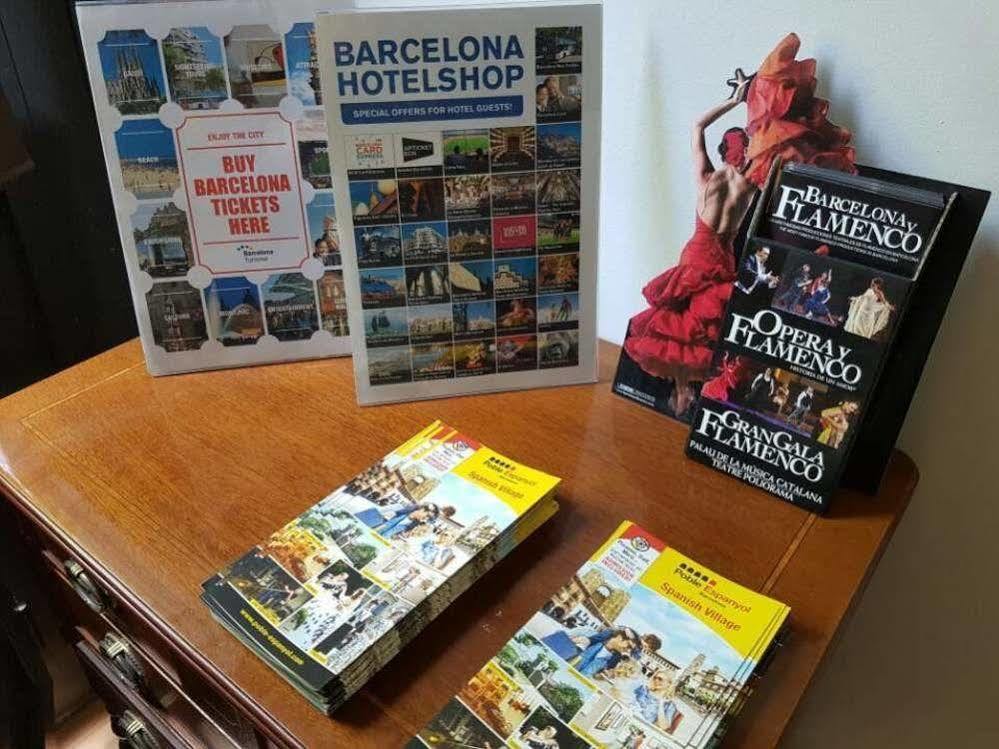 Hostal Lk Barcelona Bagian luar foto